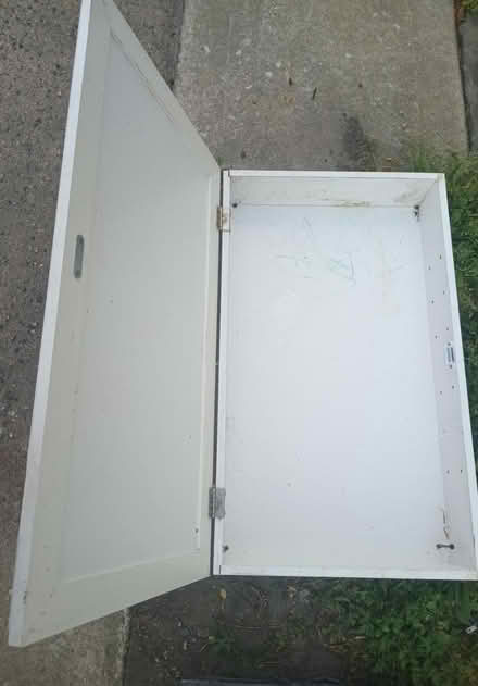 Photo of free Works Lamp/Shelf; Med Cabinet & tv (Yeadon) #4