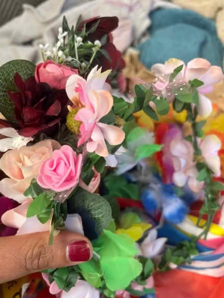 Photo of free Decorative items (Ub60ln) #3