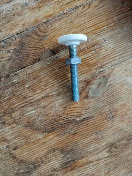 Photo of free Stair gate (CR5, Old Coulsdon) #3