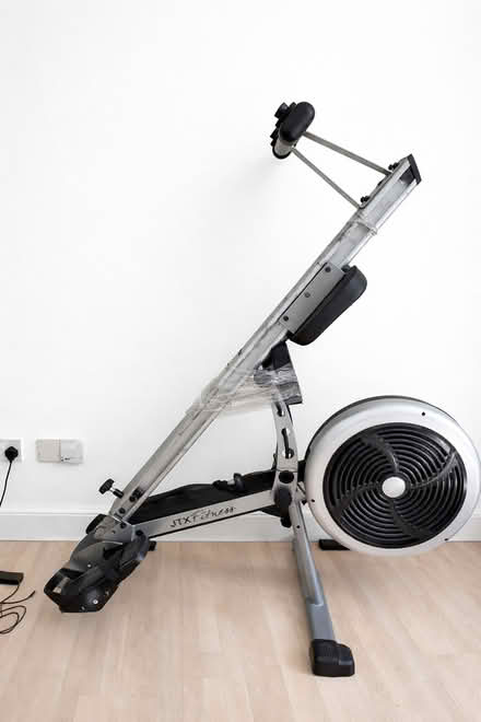 Photo of free Rowing Machine and Speaker (Ub24uw) #1