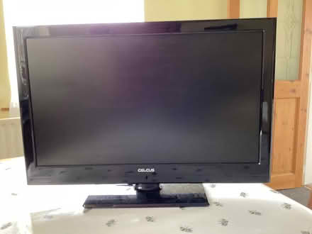 Photo of free TV (Central Lincoln) #1