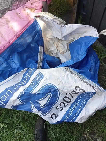 Photo of free 2 rubble bags and pallet (Cashes Green GL5) #2