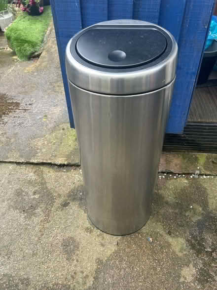 Photo of free Kitchen bin (Wigston Leicestershire.LE18) #1