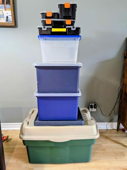 Photo of free Assorted plastic bins (Hazeldean/Castlefrank area) #1