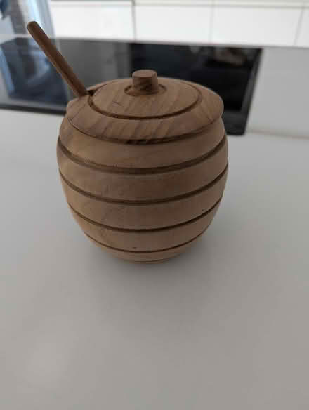 Photo of free Honey jar (Petersfield Ward CB1) #2