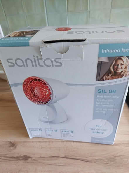 Photo of free Sanitas Heat Lamp (Welwyn AL6) #1