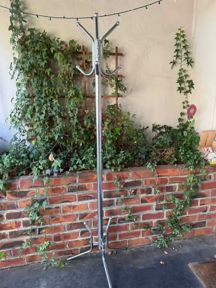 Photo of free Hat Rack (San Jose near Union/Curtner) #1