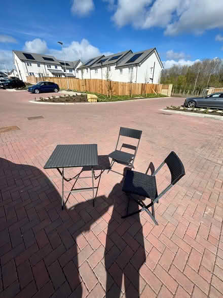 Photo of free Outdoor table + 2 matching chairs (Maybury EH12) #3