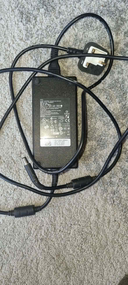 Photo of free Older type tech laptop chargers ,batteries ,Headphones. (Caldecott OX14) #3