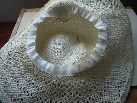 Photo of free White Sun Hat (Maidenhead SL6) #2