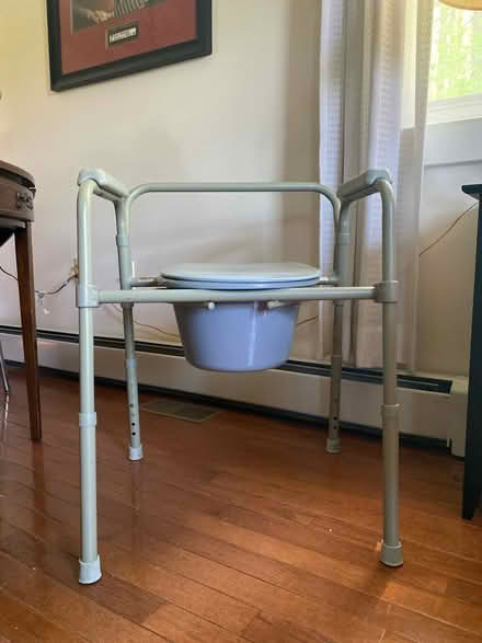 Photo of free Adjustable Potty Bedside Commode (Crownsville/Gambrills/Crofton) #3