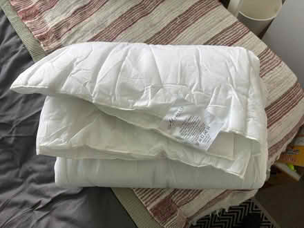 Photo of free Single bed 4.5 tog duvet 135x200 (Warrington WA4) #1