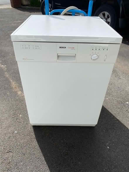 Photo of free Dishwasher, vgc pr8 2hx (Southport PR8) #1