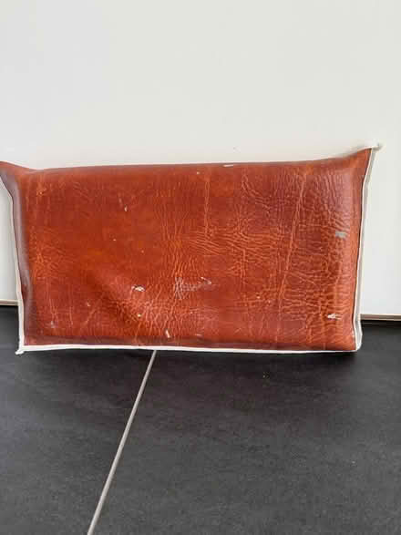 Photo of free Brown Kneeling Mat (Berkhamsted HP4) #1