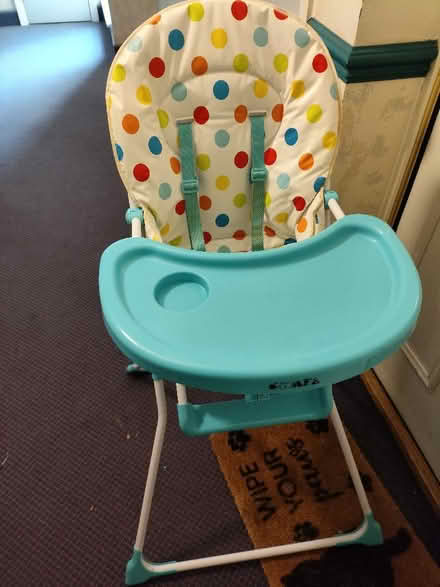Photo of free High Chair with table (Gorgie EH11) #1