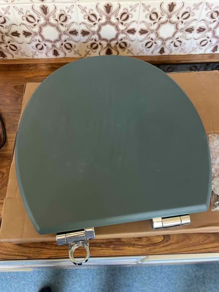 Photo of free New broken toilet seat (Croham CR2) #3