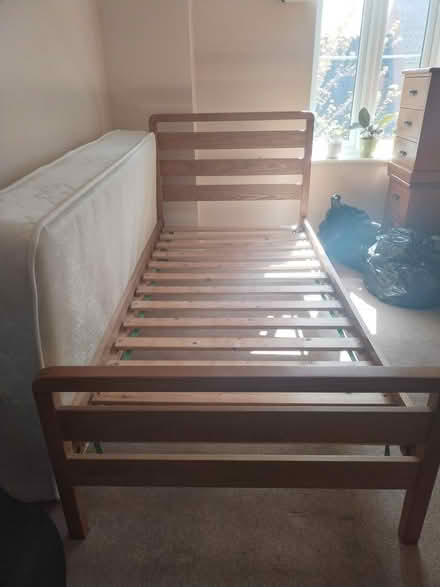 Photo of free Single bed and mattress (Yarnton OX5) #2