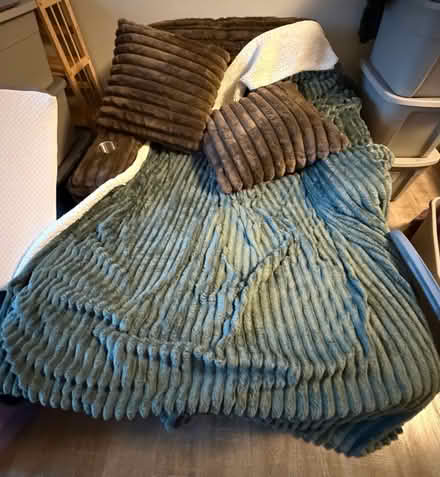 Photo of free Large green and white blanket (Newtown, CT) #1