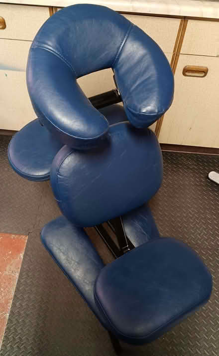 Photo of free Portable folding massage chair, carrying bag, towel covers (Knaresborough HG5) #1
