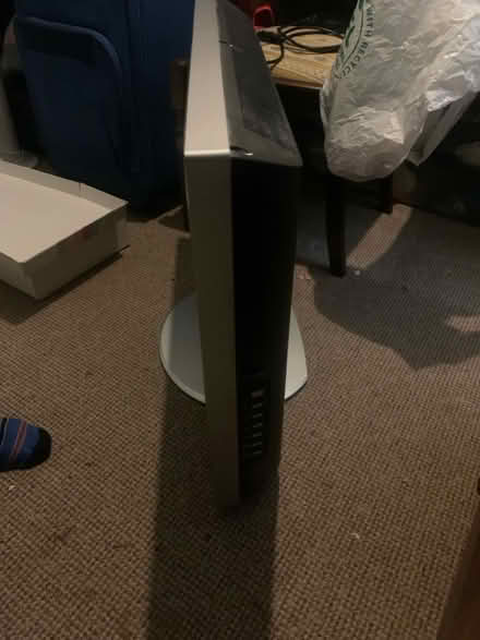 Photo of free 32 inch Sony LCD TV Screen (CT14) #3