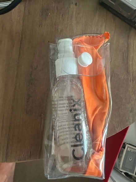 Photo of free Glasses cleaner (Twickenham Centre) #1