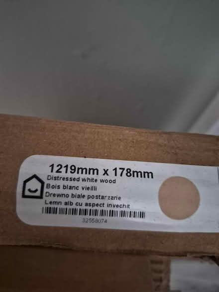 Photo of free 7 x LVT planks (Aldershot GU12) #3