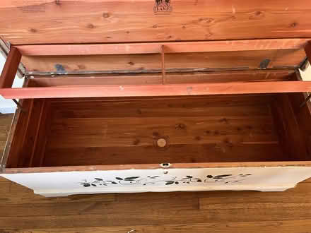 Photo of free Lane Cedar Chest (Salisbury Mills NY) #2