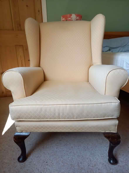 Photo of free Cream armchair (Earlsdon CV5) #1