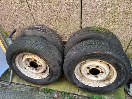 Photo of free 4 Landrover series/Defender (RG7 3HY) #1