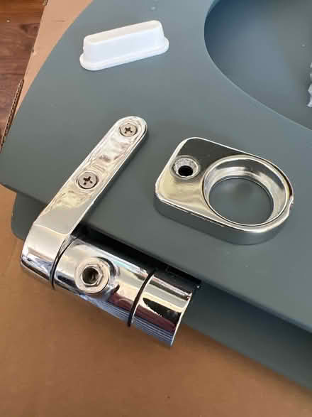 Photo of free New broken toilet seat (Croham CR2) #2