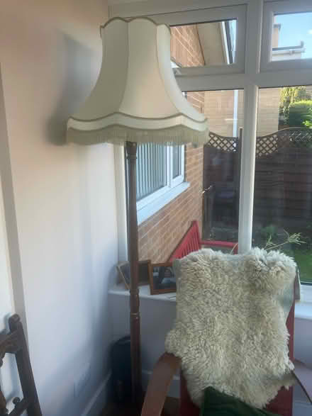 Photo of free Standard lamp (HU11 5EX) #1