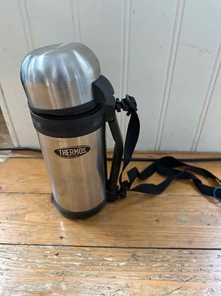 Photo of free Thermos with two cups (Cheltenham) #2