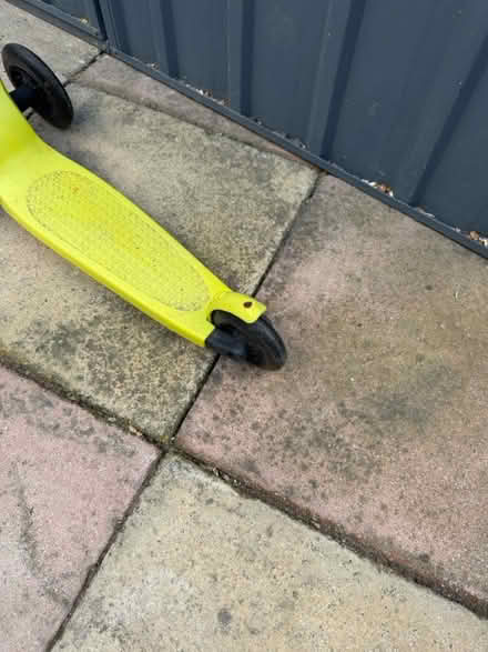 Photo of free Kids Illuminous Green Scooter (Woodside SE25) #3