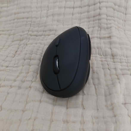 Photo of free Ergonomic wireless mouse (Union City - Decoto Road) #1