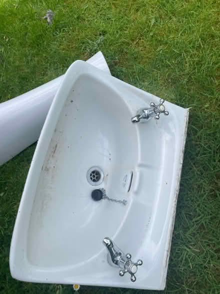 Photo of free Bathroom sink and taps (Halifax, HX1) #3