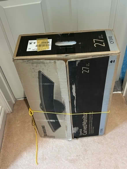 Photo of free Samsung Curved Monitor (Bristol BS4) #2