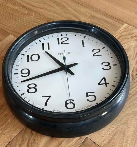 Photo of free Wall clock, second hand broken (Old Malden KT4) #3