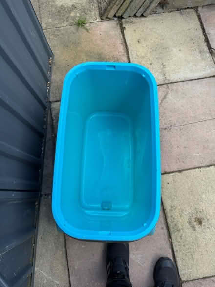 Photo of free Large Grey Plastic Picnic/Ice box (Woodside SE25) #3
