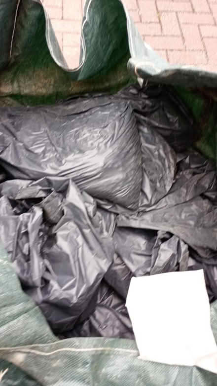 Photo of free Garden soil mixed with some gravel (Kingsbury B78) #2