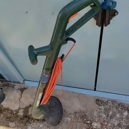 Photo of free Electric strimmer (Sandy Lane GU14) #1