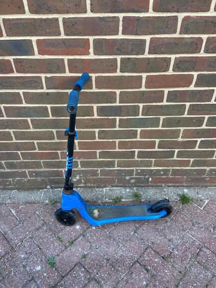 Photo of free Blue scooter (Locks Heath SO31) #1