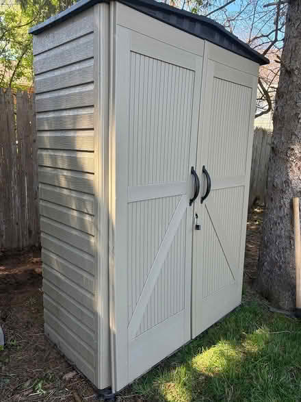 Photo of free Rubbermaid shed (Saugerties) #2