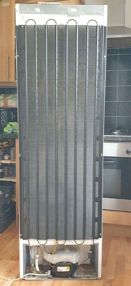 Photo of free fridge freezer (must be collected before Wed 22. April) (Manor Park S2) #3