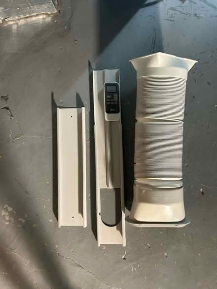 Photo of free LG A/C Window Unit (East Queen Anne, Seattle) #4