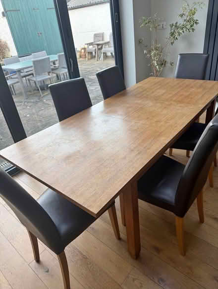Photo of free Oak Dinning table (Aldrington BN3) #1