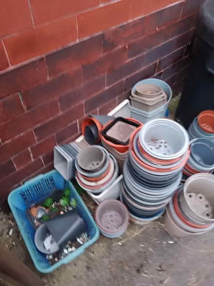 Photo of free Plastic plant pots (Heaton Chapel SK4) #1