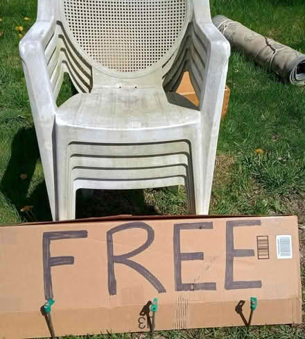 Photo of free stackable chairs (Town of LaGrange) #1