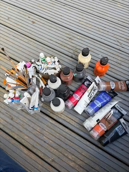 Photo of free Various paints and brushes (Dagnall HP4) #1