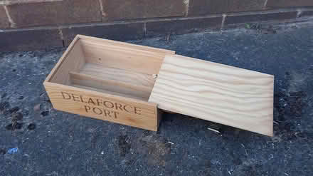 Photo of free Wooden box with sliding lid (Central Letchworth) #2