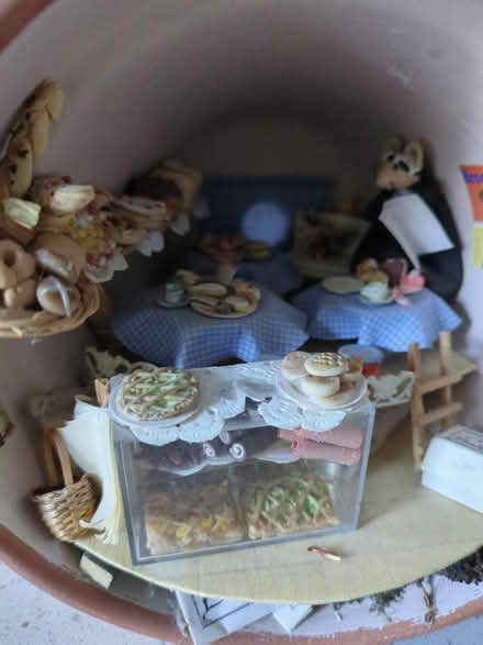 Photo of free Bakery shop/cafe ornament (Orgreave S13) #3